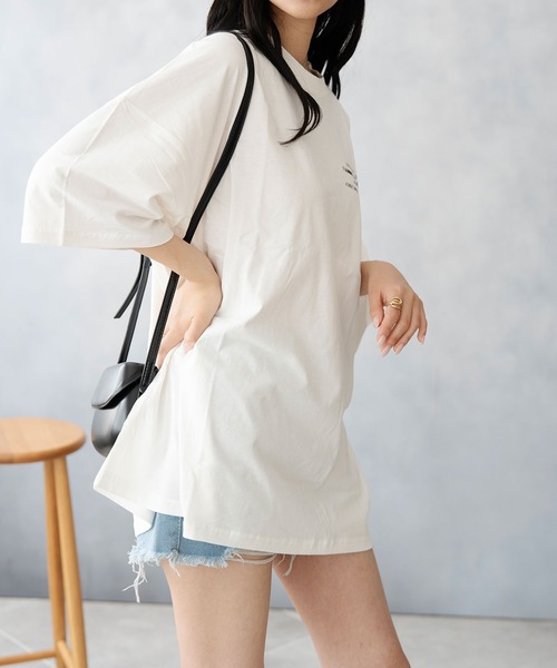 Asterellivi(アステレリビ)の「バックプリントビックTシャツ(Tシャツ/カットソー・レディース・ホワイト/ブラック/チャコールグレー/ブルー・FREE)」の9枚目の写真