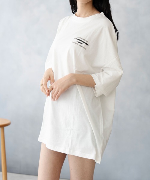 Asterellivi(アステレリビ)の「バックプリントビックTシャツ(Tシャツ/カットソー・レディース・ホワイト/ブラック/チャコールグレー/ブルー・FREE)」の16枚目の写真
