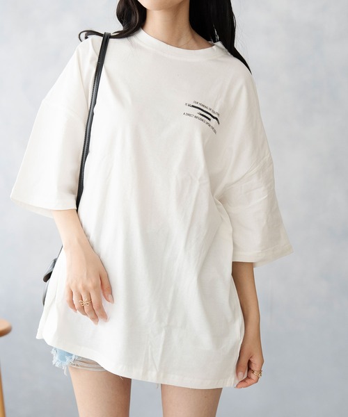 Asterellivi(アステレリビ)の「バックプリントビックTシャツ(Tシャツ/カットソー・レディース・ホワイト/ブラック/チャコールグレー/ブルー・FREE)」の8枚目の写真