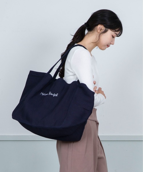 MAISON BENGAL(マイソンベンガル)の「【Maison Bengal】コットン トートバッグ ユニセックス(トートバッグ・レディース・ブラック/ナチュラル/ネイビー・FREE)」の14枚目の写真