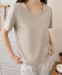 ゆったりUネックシンプルTシャツ カットソー