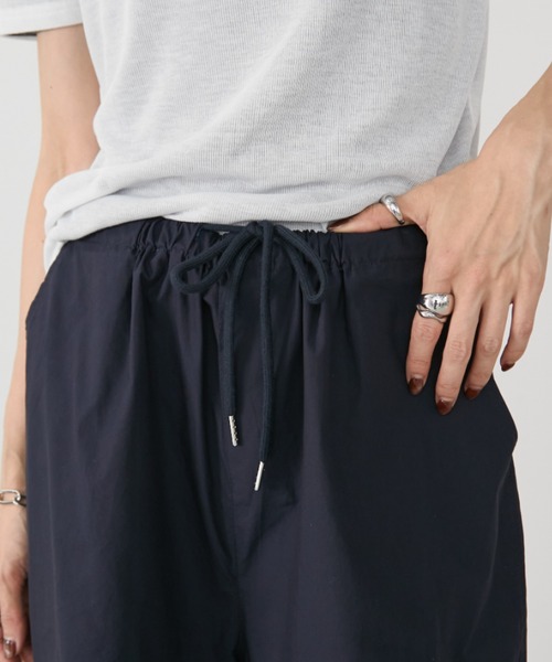 Auntie Rosa Holiday（アンティローザホリデー）の「ボリュームワイドレッグパンツ / サイズ展開あり（その他パンツ・レディース・ブルー/ブラック/アイボリー/ネイビー・SMALL/MEDIUM）」の5枚目の写真