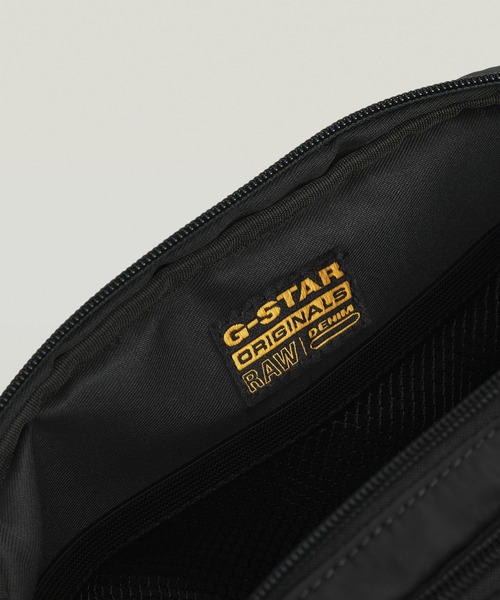 G-STAR（ジースター）の「【UNISEX】Pouch Multi Pocket/ブランドロゴマルチポケットウエストポーチ/ボディーバッグ（ボディバッグ/ウエストポーチ・メンズ・ブラック・ONE SIZE）」の4枚目の写真