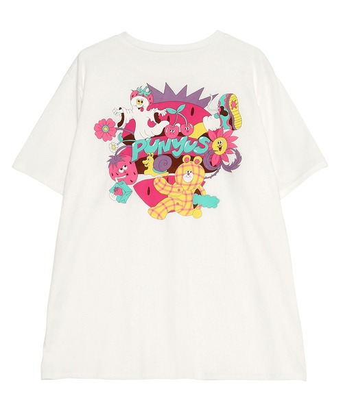 PUNYUS（プニュズ）の「ストロベリーフレンズビッグＴシャツ（Tシャツ/カットソー・レディース・ブラック/ホワイト/イエロー・3/4）」の15枚目の写真