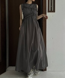 WILLFULLY（ウィルフリー）の「asymmetry shirring gather no sleeve OP（ワンピース）」