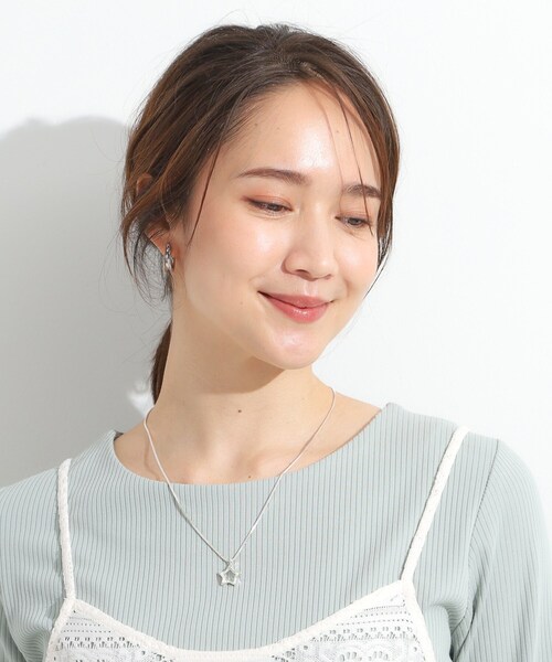 SHOO・LA・RUE（シューラルー）の「【2WAY】クリアスターネックレス（ネックレス・レディース・ブラック/シルバー/ゴールド・00）」の4枚目の写真