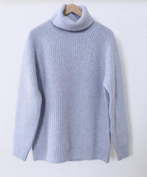 coen（コーエン）の「バルキーニットオフタートルネックプルオーバー（ニット/セーター・レディース・オフホワイト/グレー/ライトブルー・MEDIUM/LARGE）」の3枚目の写真
