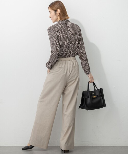 23区 L(ニジュウサンクオオキイサイズ)の「【洗える】トリアセスラブストレッチ ワイド パンツ(その他パンツ・レディース・ベージュ系/ブラック系・44/46/50/48)」の8枚目の写真