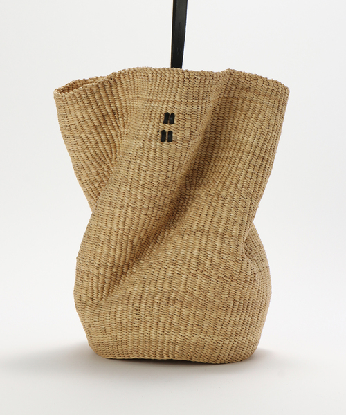 journal standard L'essage(ジャーナルスタンダードレサージュ)の「【INES BRESSAND/イネス ブレッサンド】FROISSE BUCKET BAG:ショルダーバッグ(ショルダーバッグ・レディース・アイボリー・FREE)」の4枚目の写真