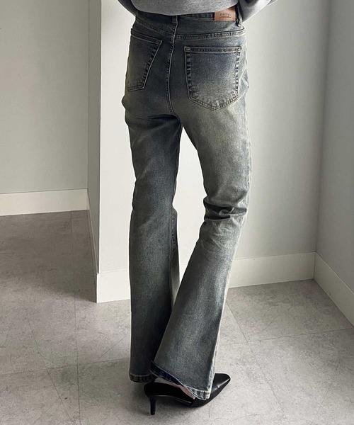 nelliy.(ネルリー)の「オリジナルパッチストレッチフレアデニムパンツ(デニムパンツ・レディース・インディゴブルー/ブルー・MEDIUM/LARGE)」の18枚目の写真