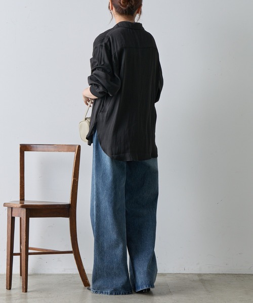 COLONY 2139（コロニートゥーワンスリーナイン）の「エステルワッシャー袖リブシャツ（シャツ/ブラウス・レディース・ブラック/ホワイト/ブラウン・FREE）」の17枚目の写真