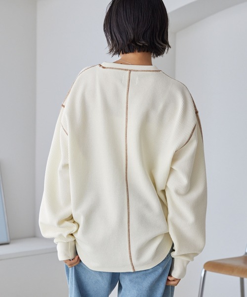 PENNEYS（ぺニーズ）の「PENNEYS/ペニーズ 別注 THE FOX ワンポイントロゴ刺繍 ステッチ配色ワッフル長袖Tシャツ<抗菌防臭>（Tシャツ/カットソー・レディース・ネイビー/アイボリー/グレー/カーキ/ブラック/イエロー・L/M）」の15枚目の写真