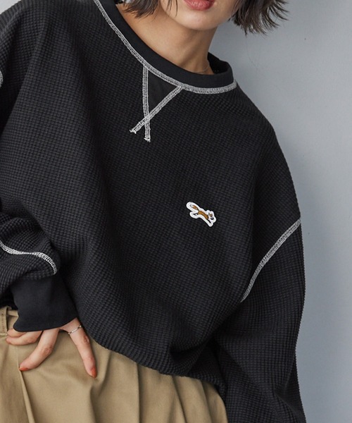 PENNEYS（ぺニーズ）の「PENNEYS/ペニーズ 別注 THE FOX ワンポイントロゴ刺繍 ステッチ配色ワッフル長袖Tシャツ<抗菌防臭>（Tシャツ/カットソー・レディース・ネイビー/アイボリー/グレー/カーキ/ブラック/イエロー・L/M）」の20枚目の写真