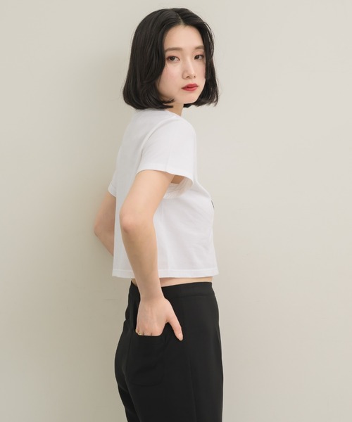 NEUNA（ヌナ）の「【NEUNA ORIGINAL】ロゴT（Tシャツ/カットソー・レディース・ホワイト/ブラック・SMALL/MEDIUM）」の19枚目の写真