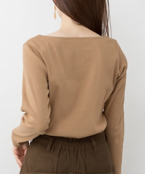RCD(アールシーディー)の「2×2リブVネックカットソー(Tシャツ/カットソー・レディース・杢グレー/オフホワイト/ベージュ/ブラック/カーキ・L/M/4L/3L/LL)」の6枚目の写真