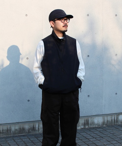 Snow Peak（スノーピーク）の「Snow Peak / Nylon Tussah Utility Storage Vest  ナイロンタッサーユーティリティストレージベスト（ベスト・メンズ・ライトグレー/ネイビー/ブラック・XL/L/M/S/1）」の5枚目の写真