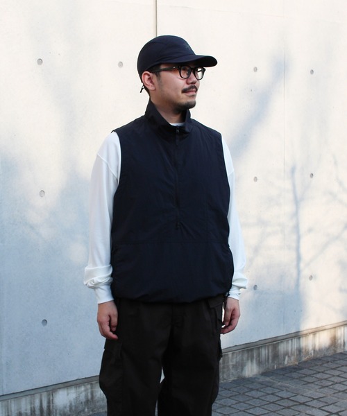 Snow Peak（スノーピーク）の「Snow Peak / Nylon Tussah Utility Storage Vest  ナイロンタッサーユーティリティストレージベスト（ベスト・メンズ・ライトグレー/ネイビー/ブラック・XL/L/M/S/1）」の6枚目の写真