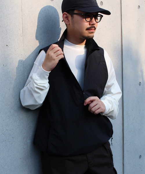 Snow Peak（スノーピーク）の「Snow Peak / Nylon Tussah Utility Storage Vest  ナイロンタッサーユーティリティストレージベスト（ベスト・メンズ・ライトグレー/ネイビー/ブラック・XL/L/M/S/1）」の8枚目の写真