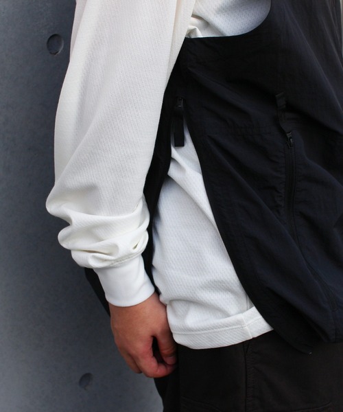 Snow Peak（スノーピーク）の「Snow Peak / Nylon Tussah Utility Storage Vest  ナイロンタッサーユーティリティストレージベスト（ベスト・メンズ・ライトグレー/ネイビー/ブラック・XL/L/M/S/1）」の11枚目の写真