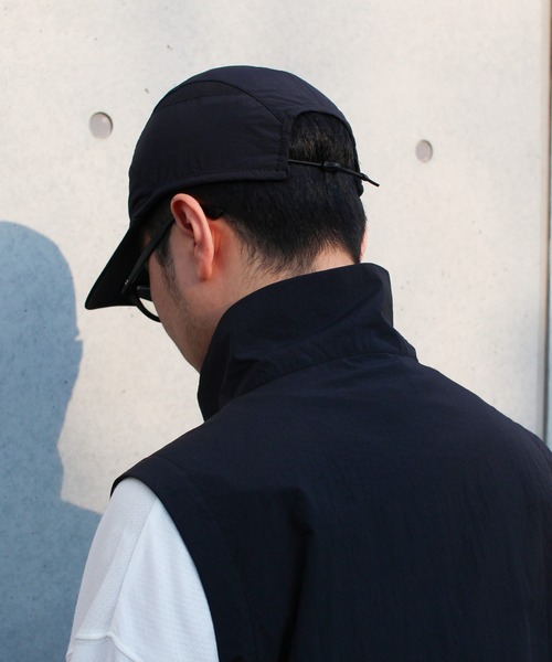 Snow Peak（スノーピーク）の「Snow Peak / Nylon Tussah Utility Storage Vest  ナイロンタッサーユーティリティストレージベスト（ベスト・メンズ・ライトグレー/ネイビー/ブラック・XL/L/M/S/1）」の12枚目の写真