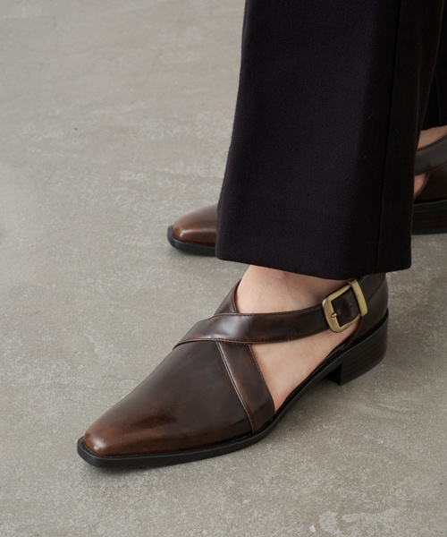 GRISE（グリーズ）の「GRISE3cmクロスストラップマニッシュ（ローファー・レディース・ホワイト系その他/ブラック/ブラウン・25cm/24.5cm/22.5cm/22cm/23.5cm/23cm/24cm）」の12枚目の写真