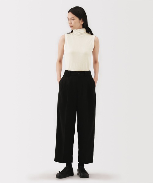 MUJI Labo(ムジラボ)の「〔MUJI Labo〕婦人 コットンカシミヤタートルネックノースリーブTシャツ(Tシャツ/カットソー・レディース・グレー系/オフホワイト/ブラック・L/M/XL/S)」の2枚目の写真