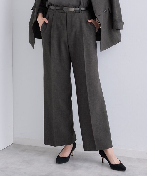 INDIVI（インディヴィ）の「【洗える／セットアップ可能】凹凸ストレッチ素材ストレートパンツ（その他パンツ・レディース・ライトグレー/スミクロ/ライトグレー系5/ブラック系その他6/ブラック系その他7・05/15 /36/38/40/13/03/19）」の2枚目の写真