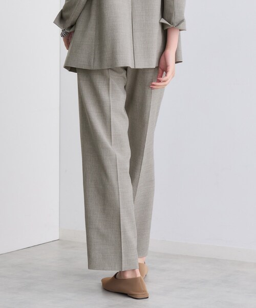 INDIVI（インディヴィ）の「【洗える／セットアップ可能】凹凸ストレッチ素材ストレートパンツ（その他パンツ・レディース・ライトグレー/スミクロ/ライトグレー系5/ブラック系その他6/ブラック系その他7・05/15 /36/38/40/13/03/19）」の8枚目の写真