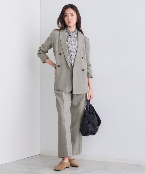 INDIVI（インディヴィ）の「【洗える／セットアップ可能】凹凸ストレッチ素材ストレートパンツ（その他パンツ・レディース・ライトグレー/スミクロ/ライトグレー系5/ブラック系その他6/ブラック系その他7・05/15 /36/38/40/13/03/19）」の9枚目の写真