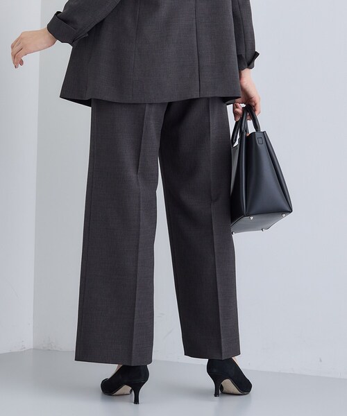 INDIVI（インディヴィ）の「【洗える／セットアップ可能】凹凸ストレッチ素材ストレートパンツ（その他パンツ・レディース・ライトグレー/スミクロ/ライトグレー系5/ブラック系その他6/ブラック系その他7・05/15 /36/38/40/13/03/19）」の20枚目の写真