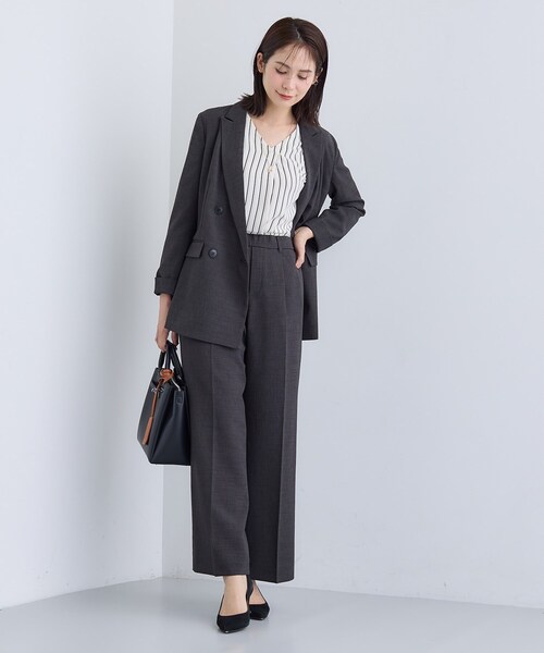 INDIVI（インディヴィ）の「【洗える／セットアップ可能】凹凸ストレッチ素材ストレートパンツ（その他パンツ・レディース・ライトグレー/スミクロ/ライトグレー系5/ブラック系その他6/ブラック系その他7・05/15 /36/38/40/13/03/19）」の21枚目の写真