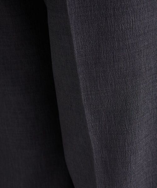 INDIVI（インディヴィ）の「【洗える／セットアップ可能】凹凸ストレッチ素材ストレートパンツ（その他パンツ・レディース・ライトグレー/スミクロ/ライトグレー系5/ブラック系その他6/ブラック系その他7・05/15 /36/38/40/13/03/19）」の22枚目の写真