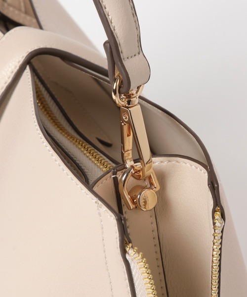 Andemiu（アンデミュウ）の「サイドジップバッグ595855（ハンドバッグ・レディース・ブラウン/ピンク/アイボリー/ブラック・FREE）」の20枚目の写真