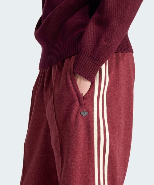 adidas（アディダス）の「プレミアム トラック パンツ / アディダスオリジナルス adidas Originals（スウェットパンツ・メンズ・レッド/ブラック・LARGE/MEDIUM/SMALL/X-SMALL/XX-LARGE/3XL/X-LARGE）」の8枚目の写真