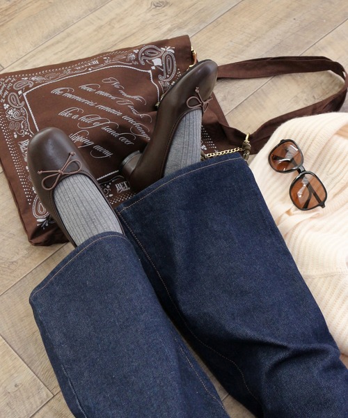 Fin（フィン）の「丸ヒールバレエシューズ【低反発スポンジ入り】（バレエシューズ・レディース・ブラック/ベージュ/ブラウン・23.5cm/23cm/22.5cm/25cm/24.5cm/24cm）」の3枚目の写真