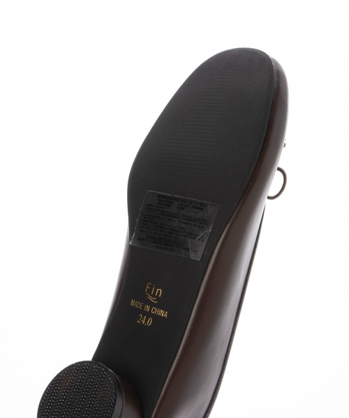 Fin（フィン）の「丸ヒールバレエシューズ【低反発スポンジ入り】（バレエシューズ・レディース・ブラック/ベージュ/ブラウン・23.5cm/23cm/22.5cm/25cm/24.5cm/24cm）」の7枚目の写真