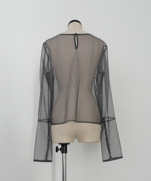 et.UNiVER（エトユニベール）の「Petal embroidery dress（ドレス