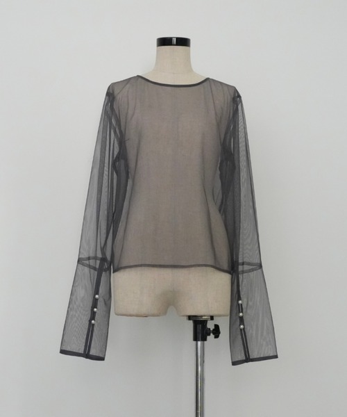 et.UNiVER（エトユニベール）の「Petal embroidery dress（ドレス