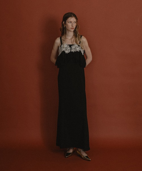 Petal embroidery dress（ドレス）｜et.UNiVER（エトユニベール）の