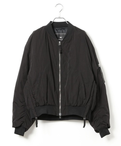 HEREIAM(ヘレイアム)の「【HEREIAM MEN】撥水&軽量&ユニセックス/エアサーマルMA-1(MA-1・メンズ・ブラック/ブルー・S-M/M-L)」の11枚目の写真