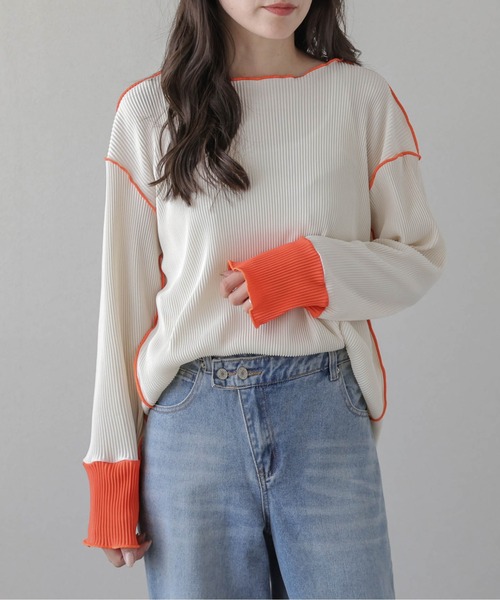 La-gemme（ラジェム）の「バイカラープリーツトップス（Tシャツ/カットソー・レディース・ブラウン/ブラック/グレー/アイボリー・フリー）」の2枚目の写真