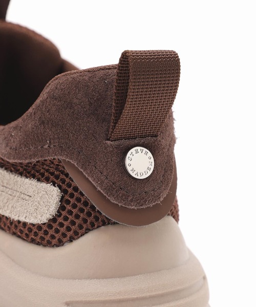 STEVE MADDEN(スティーブマデン)の「STEVE MADDEN/スティーブ マデン POSSESSION-E(スニーカー・レディース・ブラウン/ベージュ/カーキ・22.5cm/23cm/23.5cm/24cm/24.5cm)」の18枚目の写真
