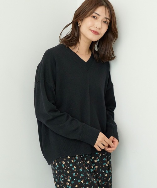 FOUND GOOD(ファウンドグッド)の「マイラクVネックニット(ニット/セーター・レディース・ピンク系2/ブルー系5/グレー系5/ブラック・S/M/L)」の2枚目の写真