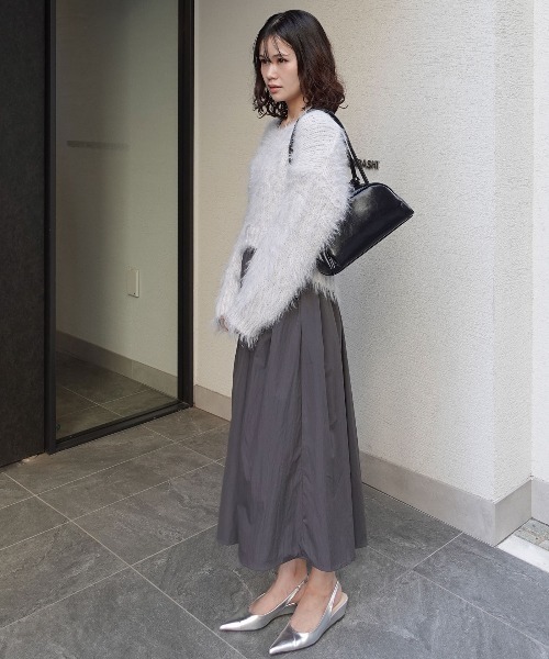 CORNERS（コーナーズ）の「フェザーヤーンニット×フレアーワンピースセット（ワンピース・レディース・ブラック/グレー・M）」の4枚目の写真