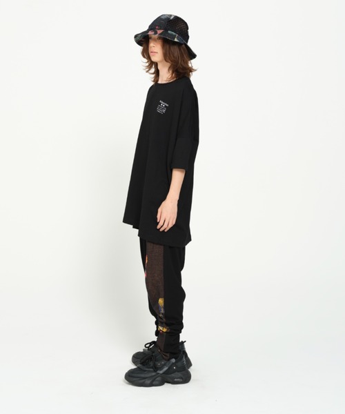 STOF（ストフ）の「STOF/ストフ/TRIBE EMBROI BIG TEE（Tシャツ/カットソー・メンズ・ブラック/ホワイト・S/M）」の15枚目の写真