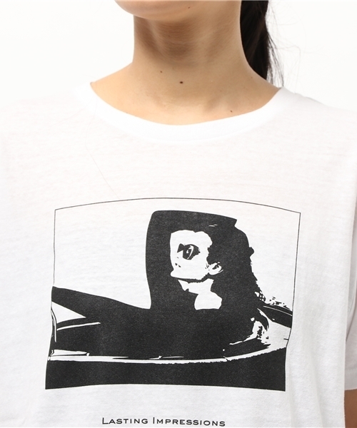 CRYSTAL BALL（クリスタルボール）の「Lady Print TS M/Tシャツ/ユニセックス/ペアルック（Tシャツ/カットソー・レディース・ブラック/ホワイト・LARGE/MEDIUM）」の5枚目の写真