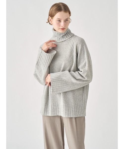Eco Cashmere］カシミヤ混 オーバーサイズタートルネック長袖ニット