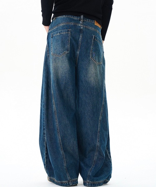 WESTBOY(ウエストボーイ)の「ヴィンテージ加工 カーブデニムパンツ WO25W3PT02【WB ORIGINALS】【2025AW】(デニムパンツ・メンズ・ブルー/ブラック・XL/M/L)」の4枚目の写真