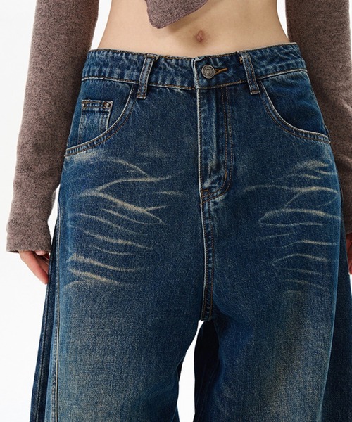WESTBOY(ウエストボーイ)の「ヴィンテージ加工 カーブデニムパンツ WO25W3PT02【WB ORIGINALS】【2025AW】(デニムパンツ・メンズ・ブルー/ブラック・XL/M/L)」の7枚目の写真