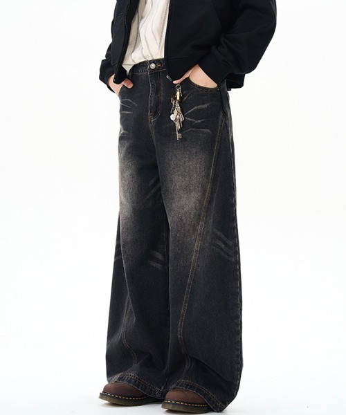 WESTBOY(ウエストボーイ)の「ヴィンテージ加工 カーブデニムパンツ WO25W3PT02【WB ORIGINALS】【2025AW】(デニムパンツ・メンズ・ブルー/ブラック・XL/M/L)」の11枚目の写真